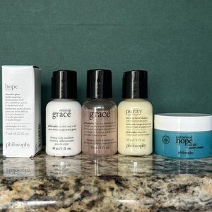 New Philosophy skincare minis set